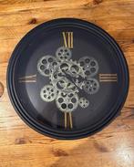 Wandklok metaal met glazen plaat, Huis en Inrichting, Ophalen, Zo goed als nieuw, Wandklok