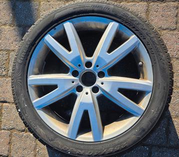 Pirelli Winterbanden 255/45/18 beschikbaar voor biedingen