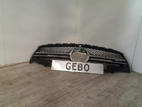 GRILLE Mercedes-Benz CLA (118.3) (01-2019/-) (A1188881600), Auto-onderdelen, Carrosserie, Mercedes-Benz, Gebruikt