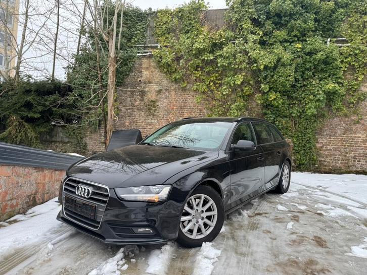 Audi A4 2012 Facelift 2.0tdi 150ch, Autos, Audi, Entreprise, A4, Diesel, Enlèvement