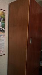 Hoge kast met 2 deuren, heel veel opbergruimte, Huis en Inrichting, Kasten | Overige, Ophalen, Gebruikt