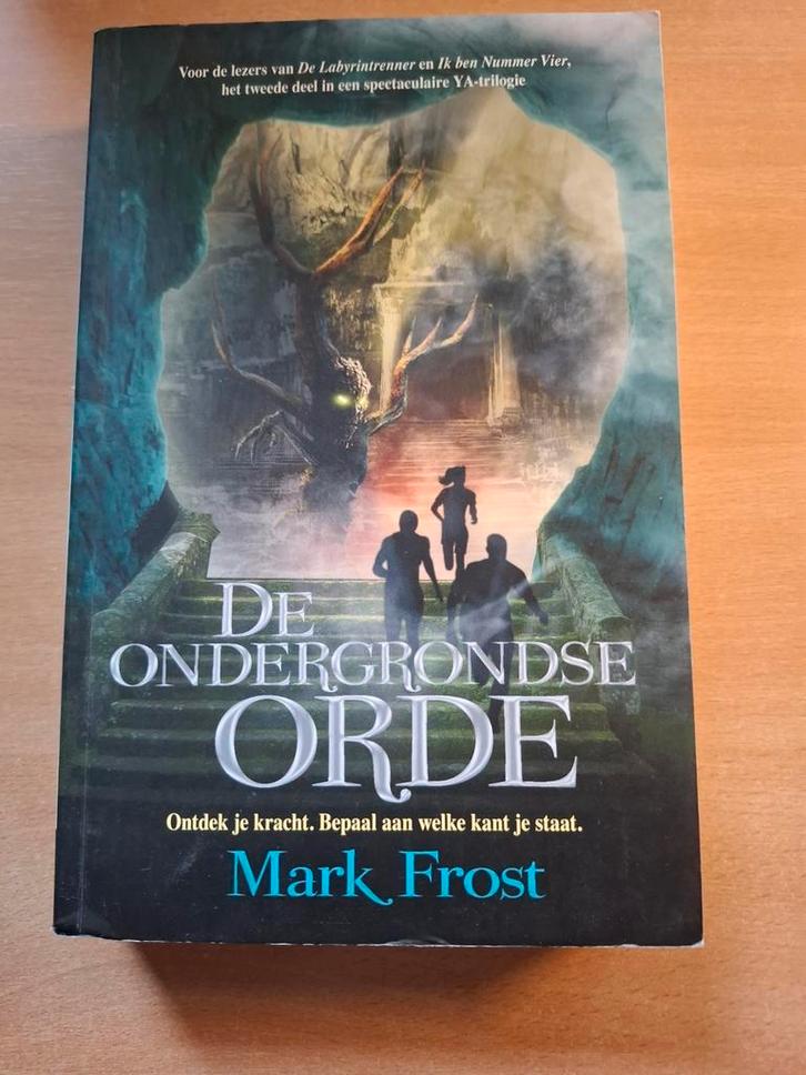 Mark Frost - De ondergrondse orde, Boeken, Kinderboeken | Jeugd | 13 jaar en ouder, Zo goed als nieuw, Ophalen of Verzenden