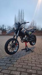 Derbi senda X-treme 2018, Fietsen en Brommers, Brommers | Derbi, Ophalen, 6 versnellingen, Klasse B (45 km/u), 50 cc