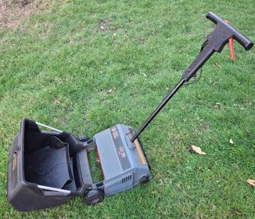 Verticuteermachine Black&Decker- Elektrisch beschikbaar voor biedingen