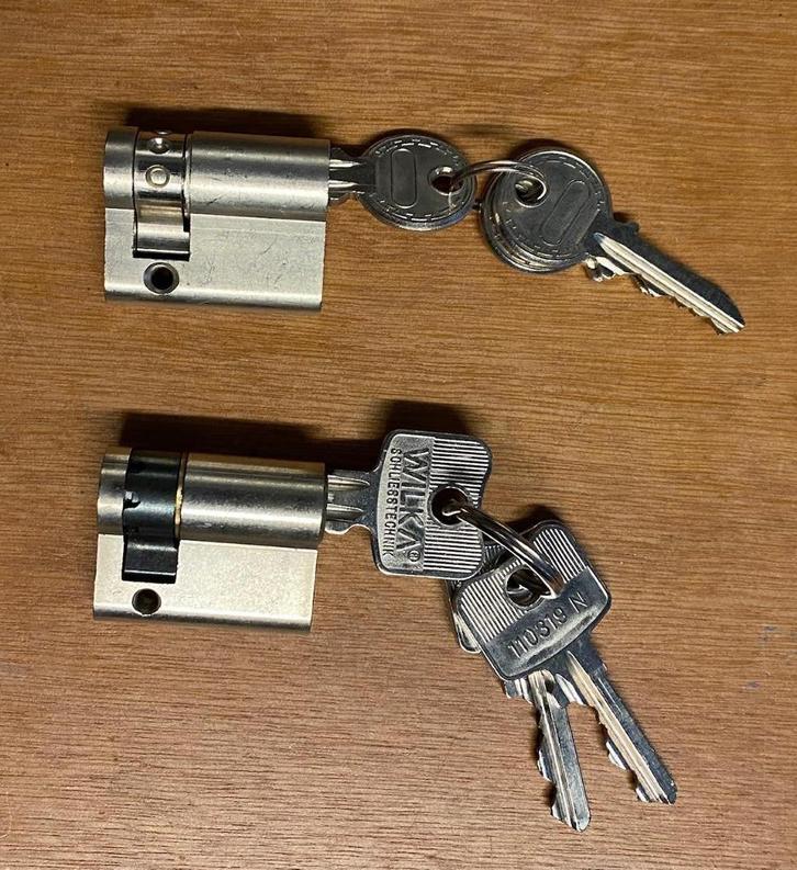 Diversen Dag en Nacht Sloten/ Cilinder Sloten/ Hangslot, Doe-het-zelf en Bouw, Hang- en Sluitwerk, Nieuw, Ophalen of Verzenden