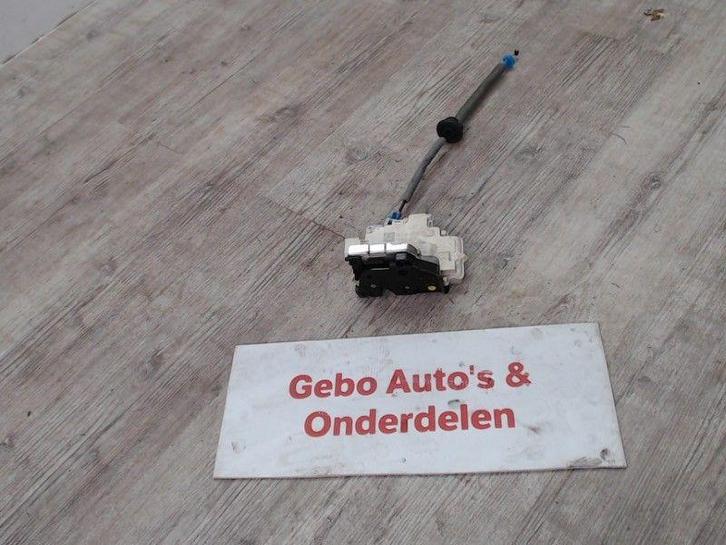 PORTIERSLOT LINKS ACHTER Audi A3 Sportback (8VA / 8VF), Auto-onderdelen, Carrosserie, Audi, Achter, Links, Gebruikt