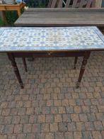 Table carrelée avec pavés de 10cm, Bricolage & Construction, Établis, Enlèvement, Utilisé