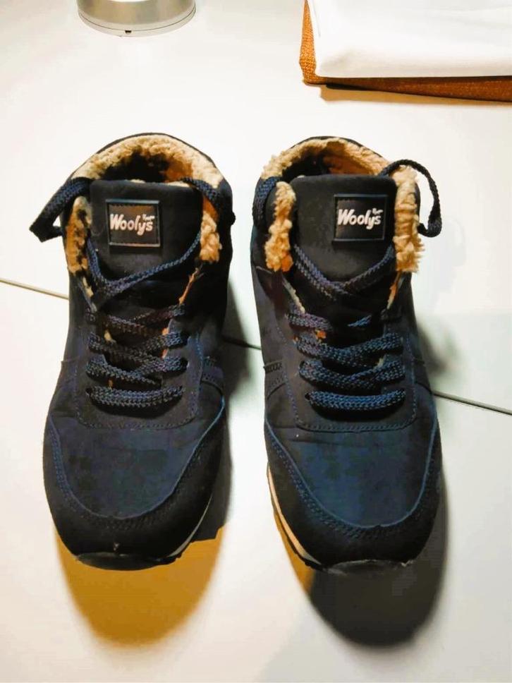 Donkerblauwe Wooly's sneakers maat 40., Kleding | Dames, Schoenen, Sneakers, Beige, Ophalen of Verzenden