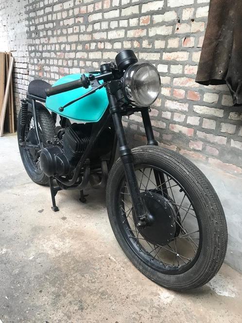Suzuki t250 café racer project, Motoren, Motoren | Suzuki, Particulier, Sport, 11 kW of minder, 2 cilinders, Minimaal motorrijbewijs A2