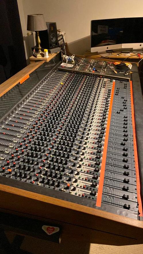32ch in line studio mengtafel D&R 8000, Muziek en Instrumenten, Mengpanelen, Gebruikt, 20 kanalen of meer, Microfooningang, Ophalen