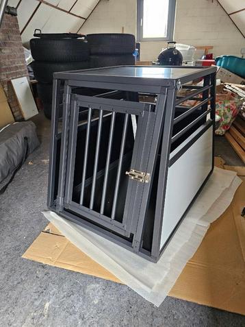 Hondenbenche voor auto 92cm x 65,5cm x 68 cm (DxBxH) beschikbaar voor biedingen