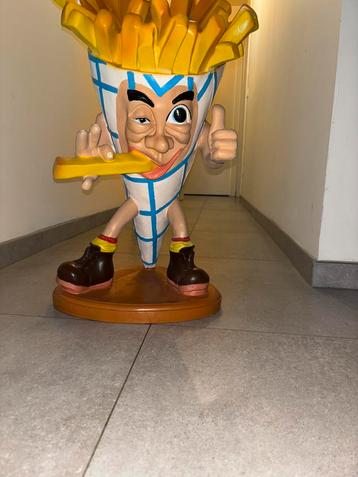 Meneer friet  beschikbaar voor biedingen