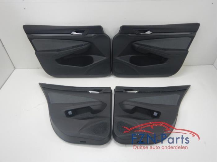 VW Golf 8 R-Line Alcantara Leer Deurpanelen RHD, Auto-onderdelen, Interieur en Bekleding, Gebruikt, Ophalen