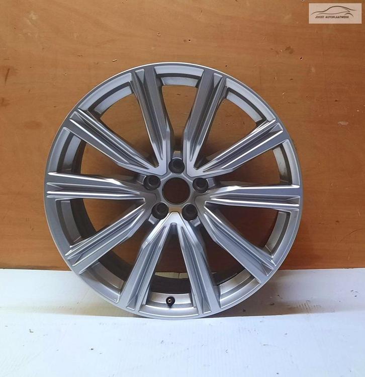 Velg enkel 20" orgineel Audi Q8 SQ8 v.a 2018 4M8601025T, Auto-onderdelen, Banden en Velgen, Band(en), 20 inch, Personenwagen, Gebruikt