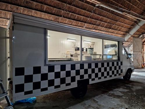Zeer mooie foodtruck voor friet. Nederlands kenteken, Zakelijke goederen, Stock en Retail | Verkoopwagens, Ophalen