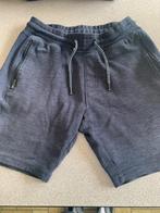 short Fish & chips - maat 146, Kinderen en Baby's, Kinderkleding | Maat 170, Broek, Fish & Chips, Gebruikt, Ophalen of Verzenden