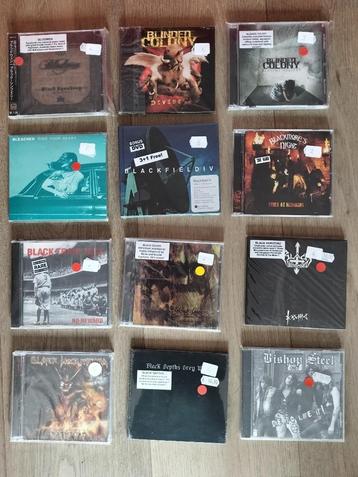 Metal CD's te koop beschikbaar voor biedingen