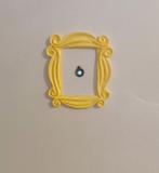 Cadre photo décoratif jaune de la série Friends, neuf, Enlèvement ou Envoi, Neuf, TV, Autres types