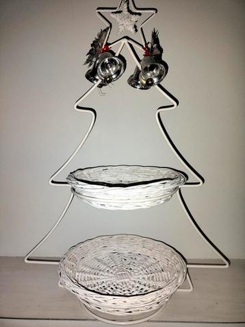 Metalen kerstboom  beschikbaar voor biedingen