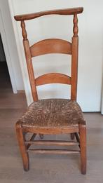 2 kerkstoelen, Ophalen