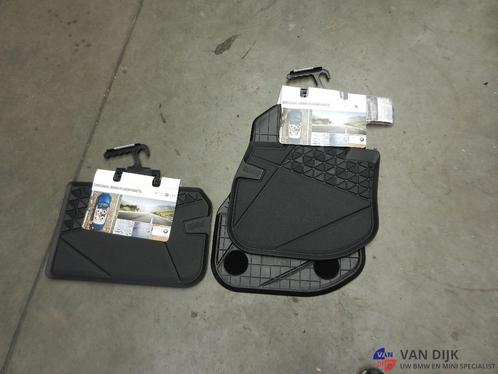 Set nieuwe originele rubberen all weather vloermatten voor B, Auto-onderdelen, Interieur en Bekleding, BMW, Nieuw, BOVAG lid, Herkomst onderdeel bekend