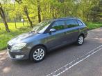 Skoda Fabia Combi 1.2 Ambition TSI, Autos, 5 places, Carnet d'entretien, Break, Tissu