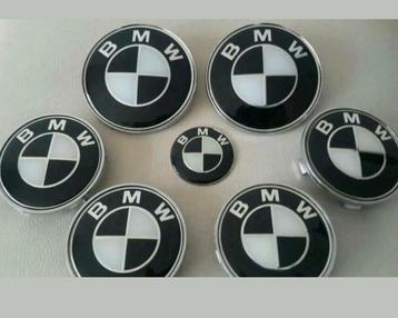 Set van 7x stuks Bmw emblemen > zwart wit e60 e90 e92 e39 beschikbaar voor biedingen