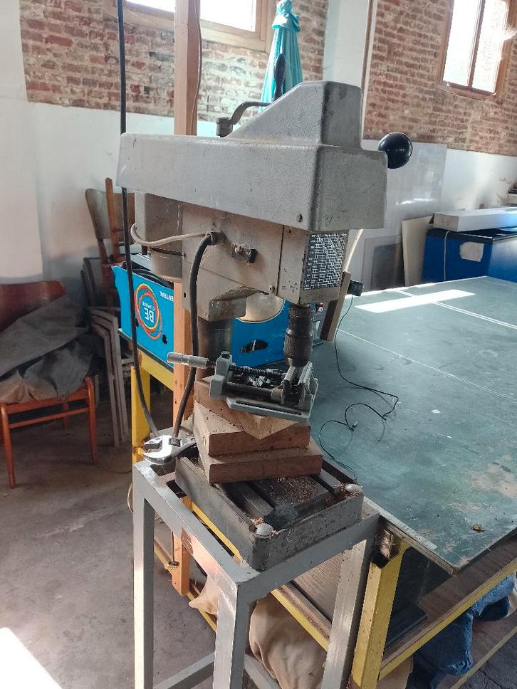 Kolomboormachine, Metabo, Doe-het-zelf en Bouw, Gereedschap | Boormachines, Gebruikt, Kolomboormachine, 600 watt of meer, Variabele snelheid