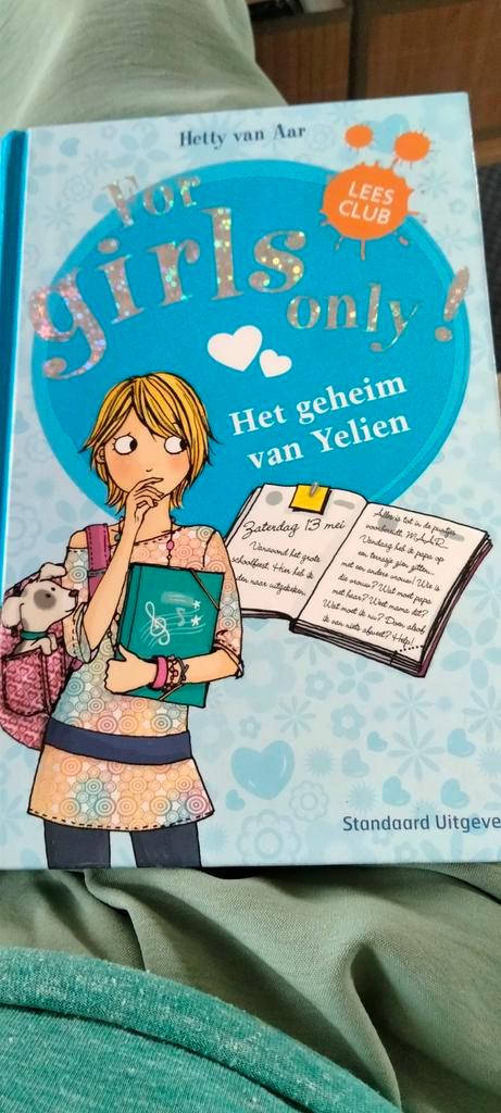 Hetty van Aar - Het geheim van Yelien, Boeken, Kinderboeken | Jeugd | 10 tot 12 jaar, Zo goed als nieuw, Ophalen