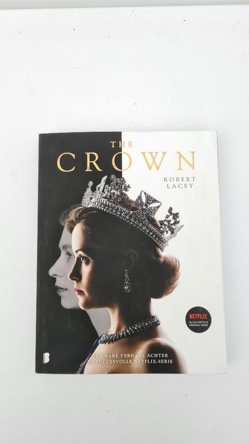 The Crown Boek, Robert Lacey: NL, Boeken, Biografieën, Zo goed als nieuw, Film, Tv en Media, Ophalen