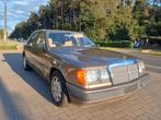 Mercedes w124 200 benzine automaat oldtimer topstaat, Auto's, Mercedes-Benz, Automaat, Bedrijf, Te koop, Benzine