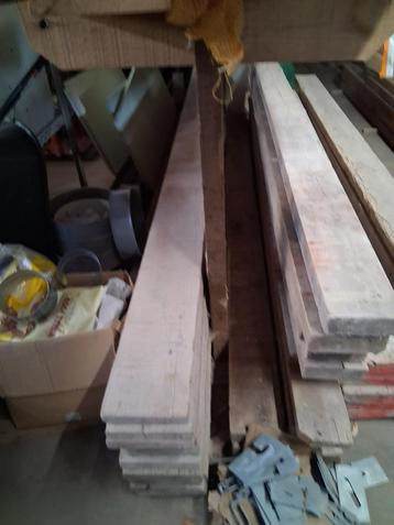 juffers en stellingplanken beschikbaar voor biedingen
