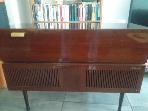 Radioélectrophone Philips Model F6 x 52 A, Diensten en Vakmensen, Reparatie en Onderhoud | Audio, Tv en Foto, Platenspelers, Stereo's of Versterkers