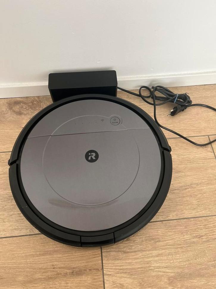 Robotstozuiger met dweilfunctie IROBOT COMBO, Elektronische apparatuur, Stofzuigers, Gebruikt, Robotstofzuiger, Ophalen