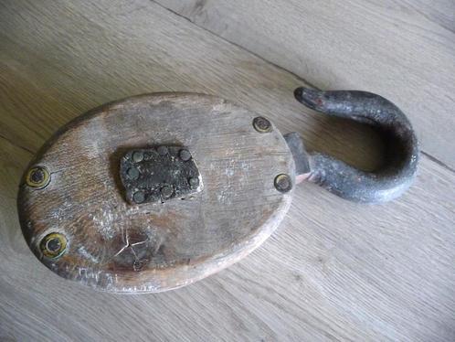 Authentiek houten katrol, Antiek en Kunst, Antiek | Gereedschap en Instrumenten, Ophalen of Verzenden