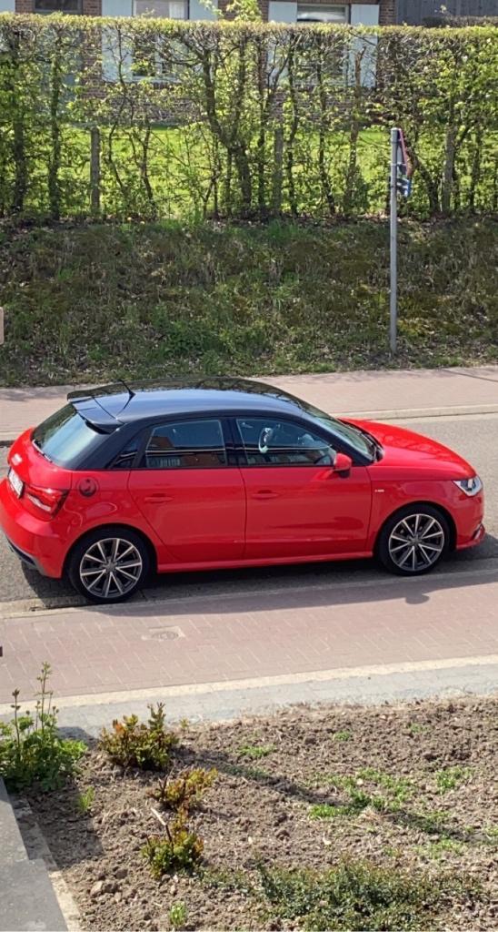 Audi a1 Sportback, Auto's, Audi, Particulier, A1, ABS, Airbags, Airconditioning, Alarm, Bluetooth, Boordcomputer, Centrale vergrendeling