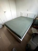 Bed + Matras (Matt sleeps) te koop, Huis en Inrichting, Slaapkamer | Bedden, Ophalen, Wit, 140 cm, Zo goed als nieuw