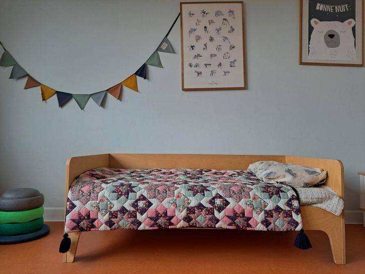 Kinderbed met matras, Kinderen en Baby's, Kinderkamer | Bedden, Matras, Ophalen