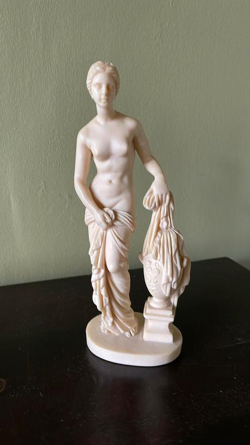 A.Santorini classic sculpture, Livres, Art & Culture | Arts plastiques, Comme neuf, Sculpture, Enlèvement