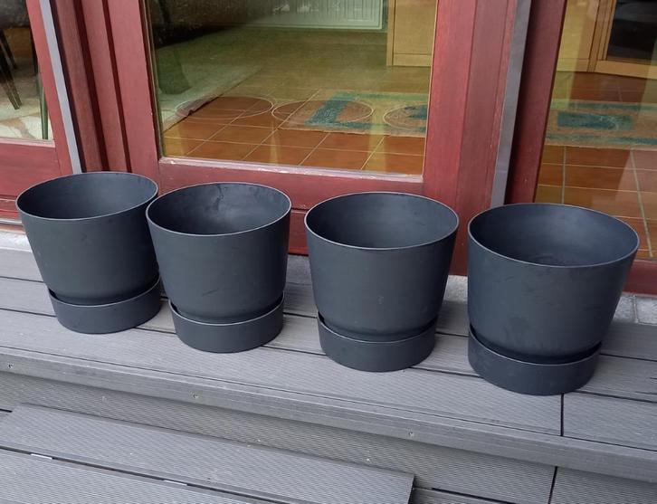 4 Elho Greenville ronde design bloempotten, Tuin en Terras, Bloempotten, Ophalen