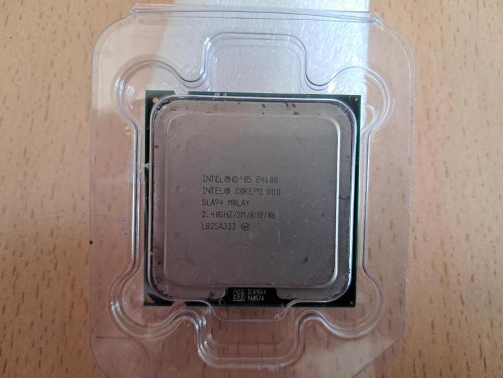 Processeur Intel Core2-Duo E4600, Computers en Software, Processors, Gebruikt, 2-core, 2 tot 3 Ghz, Ophalen of Verzenden