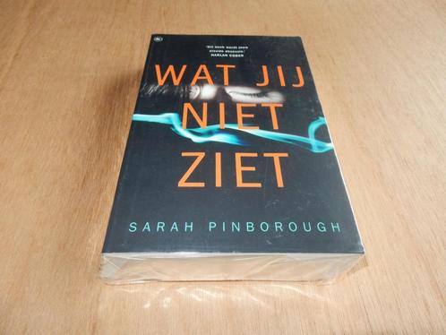 nr.157 - Wat jij niet ziet - Sarah Pinborough - thriller, Livres, Thrillers, Enlèvement ou Envoi