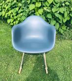 Chaises design de style Eames, 2 disponibles, Gris, Comme neuf, Deux, Enlèvement