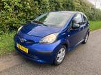 Toyota Aygo blauw bj 2007 106.000 km Airco, Auto's, Voorwielaandrijving, 4 zetels, Stof, 50 kW