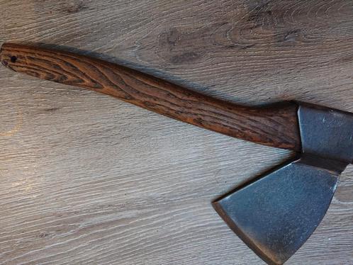Handgesmede antieke  jachtbijl - bushcraftbijl - vikingbijl, Verzamelen, Retro, Overige typen, Ophalen