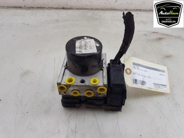 ABS POMP ABS Ford Focus 2 (01-2004/09-2012) (|3M512M110JA|) beschikbaar voor biedingen