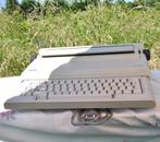 machine a ecrire electrique olivetti pt 505, Ophalen of Verzenden, Gebruikt