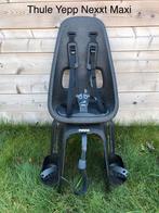 Fietsstoel Thule Yepp Nexxt Maxi grey, Fietsen en Brommers, Fietsaccessoires | Fietsstoeltjes, Ophalen, Achterzitje, Voetsteuntjes