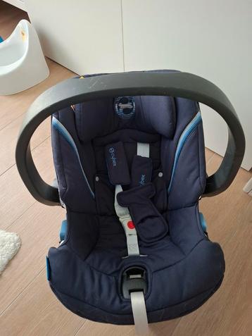 Cybex autostoel. beschikbaar voor biedingen