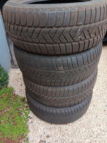 Pirelli All season banden M + S  beschikbaar voor biedingen